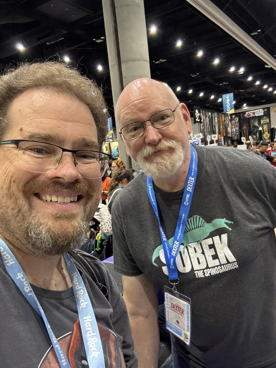 AaronMyers01's tweet photo. @robertliefeld Whoa!!!!  I am loving all these interviews!  Just finished Andy kubert and it was great!  I was able to meet Art at SDCC last year (along with you 😊) https://t.co/9ZBGdLaYD7