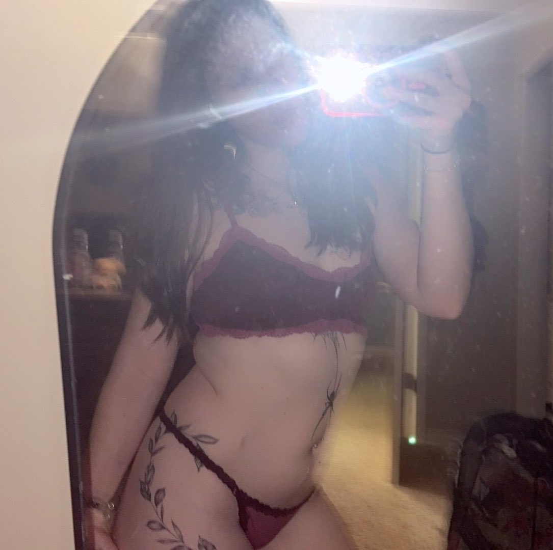 RainyAtNightX's tweet photo. Selling content all night w/ bundles 😘 
HMU to cum 💦

Tags: SellingContent BuyingContent Nudes FaceTime https://t.co/3ip4gMPCHm