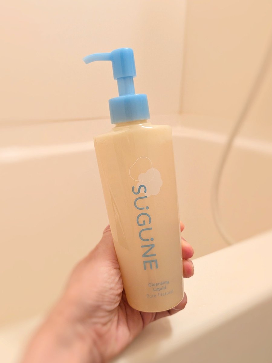 mycanda's tweet photo. pdc
『SUGUNE（スグネ）泡変クレンジング』

水を加えると微細泡に変化していく不思議な感覚のクレンジングです。
Ｗ洗顔不要で、洗いあがりはしっとりした感触があります。

モニター使用　
#pdc #SUGUNE #泡変クレンジング https://t.co/tZ3yZrLcJZ