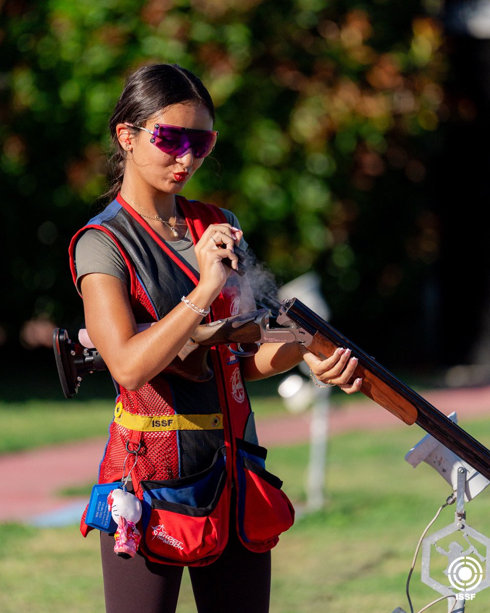 USAShooting's tweet photo. Bronze with a side of attitude 🥉😙

Amaris Cerra claims Bronze in Junior Women’s Skeet at the ISSF Junior World Cup in Porpetto, Italy! 🇺🇸🇮🇹

When the scores match the confidence.

#bronze #attitude #confident #womeninsports https://t.co/0tJQR6P9RG