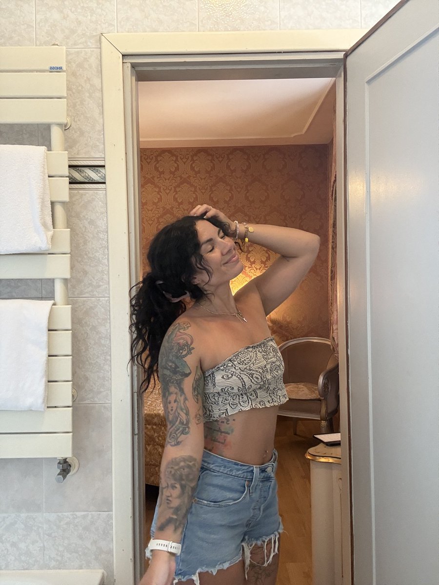 yourfavbellz's tweet photo. who wants to spoil me ❣️❣️
make my day better $yourfavbellz 

https://t.co/Q0FolZDcUb https://t.co/o2CI82IeyC