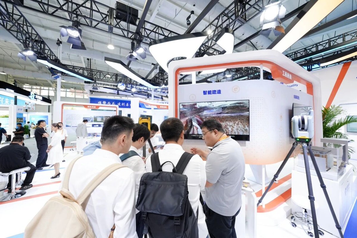 Genertec_Global's tweet photo. 🥰👏The 2026 China International Fair for Trade in Services (@CIFTIS) was held on Sept 9-13 at Shougang Park in Beijing. 

💡✨Genertec showcased its solutions under the theme of Empowering the Entire Chain, Building the Future — featuring four sections: hospital construction, urban renewal, smart operations and green energy, highlighting Genertec's integrated capabilities in medical engineering and smart operations.
@genertec_intl 
#CIFTIS2026 #GenertecInExpo #SmartOperations #GreenEnergy #UrbanRenewal