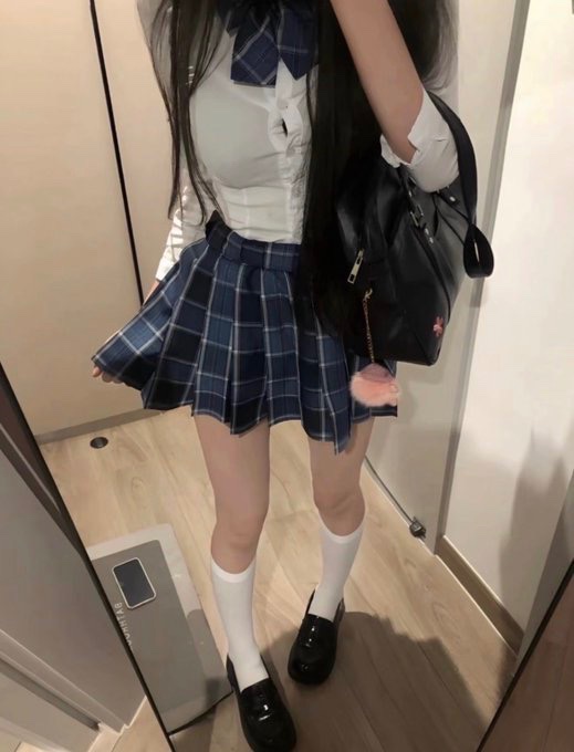 jill14la5's tweet photo. 这个点还有人嘛

开始上贡 不要门槛！！！ https://t.co/qwV0G8gAjo