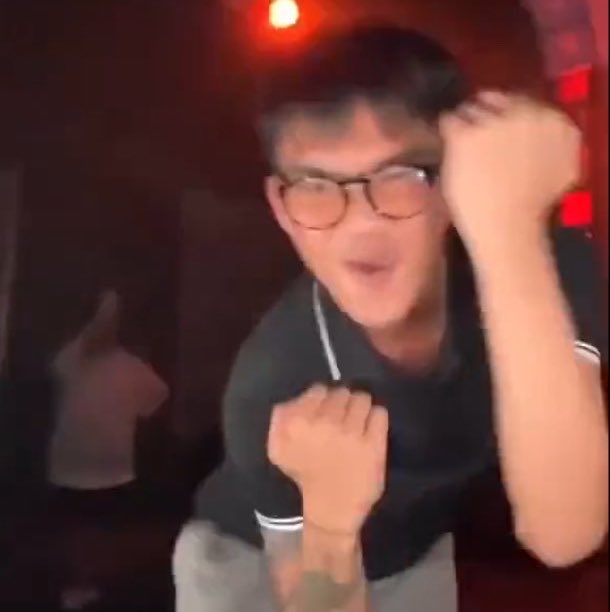 DIGIPUNKLIFE's tweet photo. Block M whole day (scam speedrun) https://t.co/7RIgQNskxu
