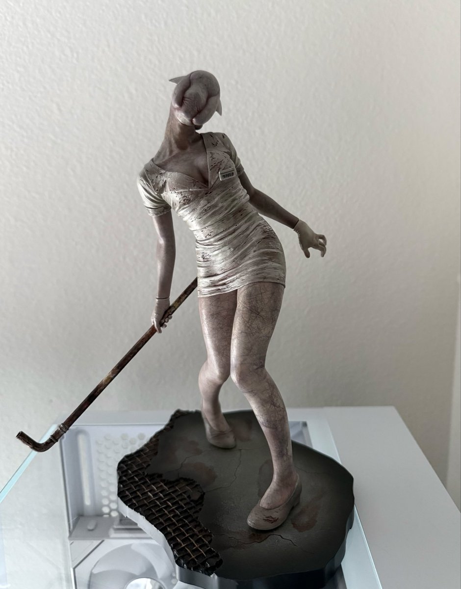sadsadjina's tweet photo. silent hill 2 https://t.co/irHmCSGvUy