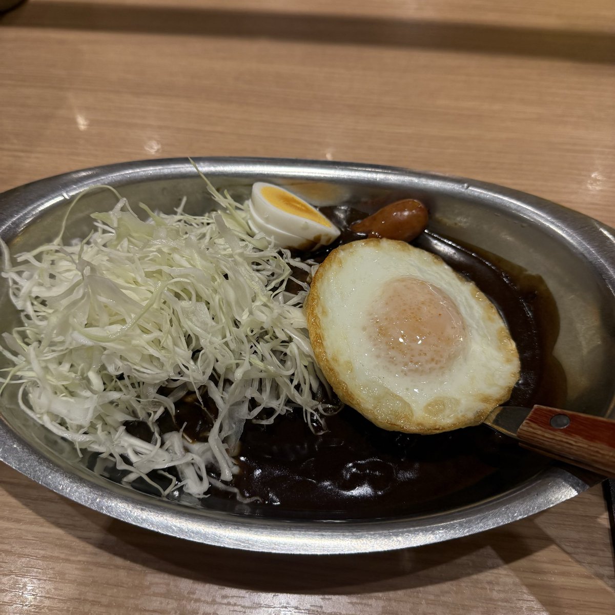 TORECA8888's tweet photo. 【毎日カレー157日目🍛】
本日のカレー：ゴーゴーカレー
トッピング:目玉焼き
ひとこと: 蕎麦たべたい
#ゴーゴーカレー157日目
#ゴーゴーカレー
#トレカリージョン https://t.co/lmvahFTpnz