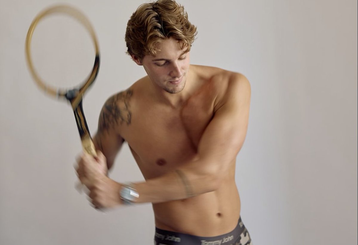 calebbmcdaniell's tweet photo. 🎾 https://t.co/YZTRbAkx6L