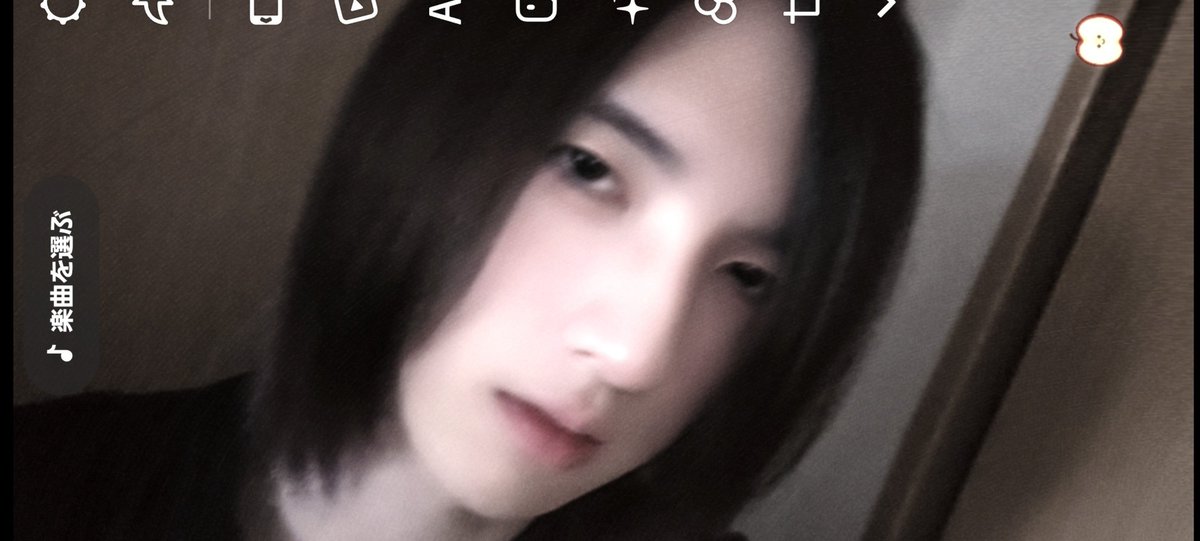 Minaha_4's tweet photo. TikTok、めっちゃ盛れるすげ https://t.co/rVFqfjjPRm