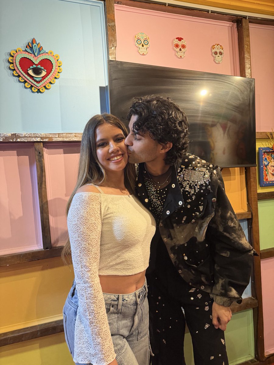 FerxErick's tweet photo. El mejor día de mi vida💘🇨🇱
@ErickBrianColon https://t.co/7JjVfQNFFY