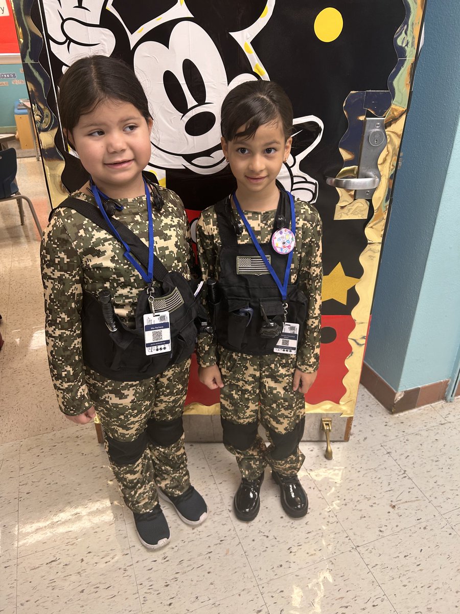 JWCarpenter27's tweet photo. Day 2 of Education Go Get It Week is “WISH DAY!”

Dress like the person you WISH to become! Whether you dream of being a teacher, doctor, athlete, artist, or something else, come dressed for your future! https://t.co/3DMKVhASiz