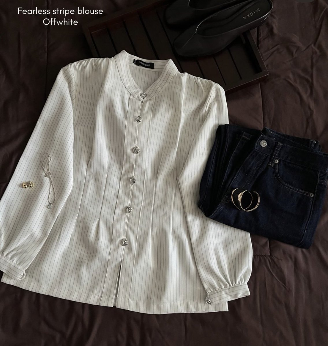 nostalgicolif's tweet photo. pov: cewek yang kecanduan OOTD warna offwhite 🤍😭😭
 
honestly offwhite tuh warna paling aman, keliatan mahal, masuk ke semua bawahan 🤏🤏 https://t.co/Q9mK3euf2Y