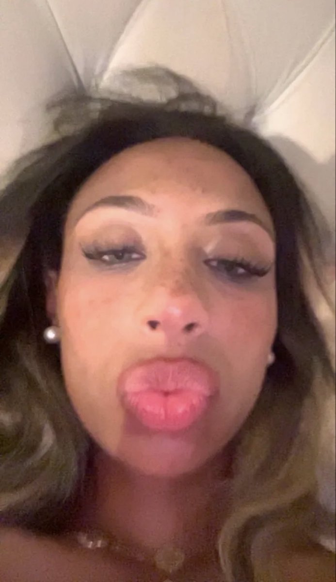 candidman653's tweet photo. Nutty lip lightskin #biglips #nutty #gooner https://t.co/rWJZPuvK84