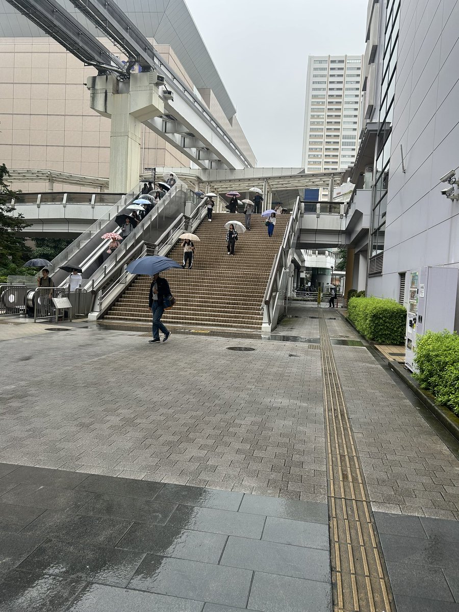 Ka2kozou's tweet photo. 超かぐや姫聖地巡礼雨の中行ってきた https://t.co/O5cBKlKGas