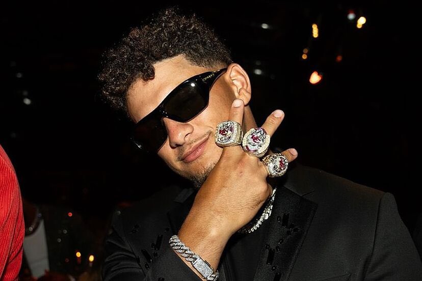 Russbbqz's tweet photo. @DailyBroncos https://t.co/mj7Jkadb35