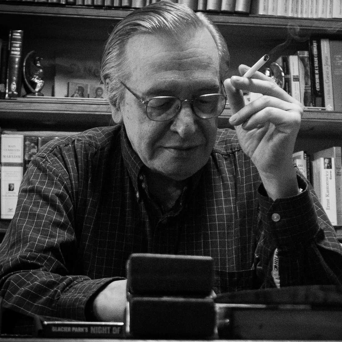 republiqueBRA's tweet photo. ⁉️ 💬 “Mostrem-me uma, uma só decisão de Kassio Nunes que tenha ferido interesses da esquerda”, escreveu Olavo de Carvalho em um tweet de 2020. https://t.co/49LeQCxPiA