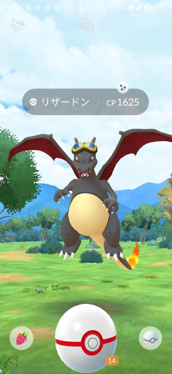satoshi1996k's tweet photo. 1回目でゴーグルリザードンきたー🤩
色背景狙いはさすがに大変だから
もうコレでいいかな🩷

#ポケモンGO
#リザードン
#ゴーグルリザードン
#色違い
#アニポケコラボ https://t.co/TlyGpoPpAh
