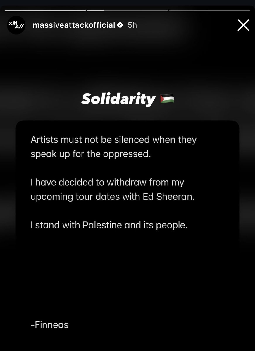 ecto_fun's tweet photo. massive attacks been doing what macklemore’s doing for ages. i know they love to see this https://t.co/DPrYot4DDD