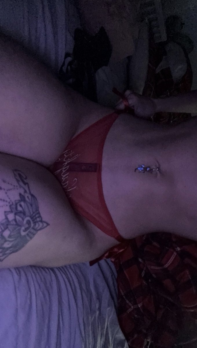 Exposer5000's tweet photo. Cuck went through sis in laws phone and  wanted to share😍 #expose #sis #leaked #submission #boobs #ass #sexy #bull #slut #whore #bop #incest #nsfw #cuck #exposed #cuckold #sisterinlaw #nudes #sex #pussy #sister https://t.co/VE0ItzFNAd