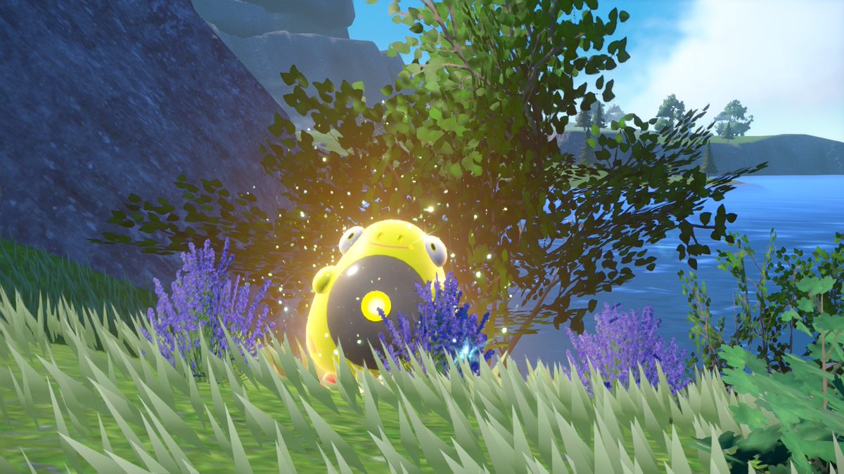 spaciebun's tweet photo. He asked me for a nude, I sent him a picture of  ‘full odds shiny Tera Bellibolt’, he blocked me, and then I realized… he wanted a nude of my body and I, silly me, sent him one of my soul... https://t.co/iYka4JMB3H