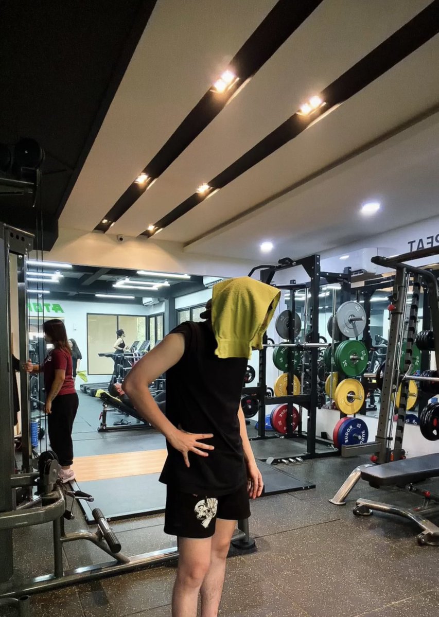 supervisorfloor's tweet photo. Gym date di pontianak. When ya? https://t.co/ByKQzcR9VS