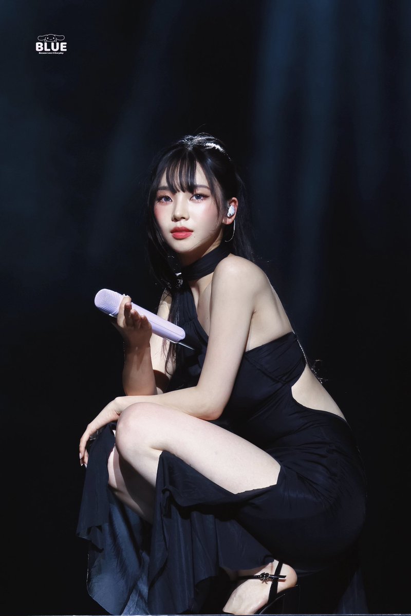blue_karina_'s tweet photo. 260915 aespa 2026-27 LIVE TOUR -SYNK: COMPLaeXITY IN Hamilton

#카리나 #Karina
#에스파 #aespa https://t.co/Hx68wEsQzM