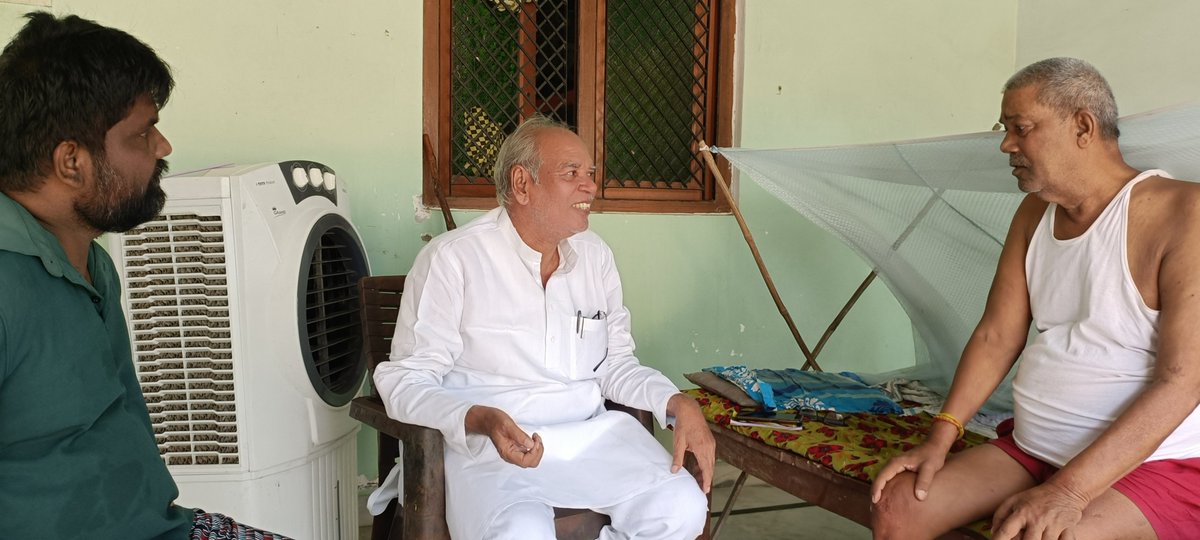 hridaynasp's tweet photo. 337 देवरिया 
लगातार लोगों के बीच संवाद समाजवादी सरकार बनाने के लिए प्रयासरत 
हृदय नारायण जायसवाल 
प्रदेश कार्यकारिणी सदस्य https://t.co/214DmxuzxR