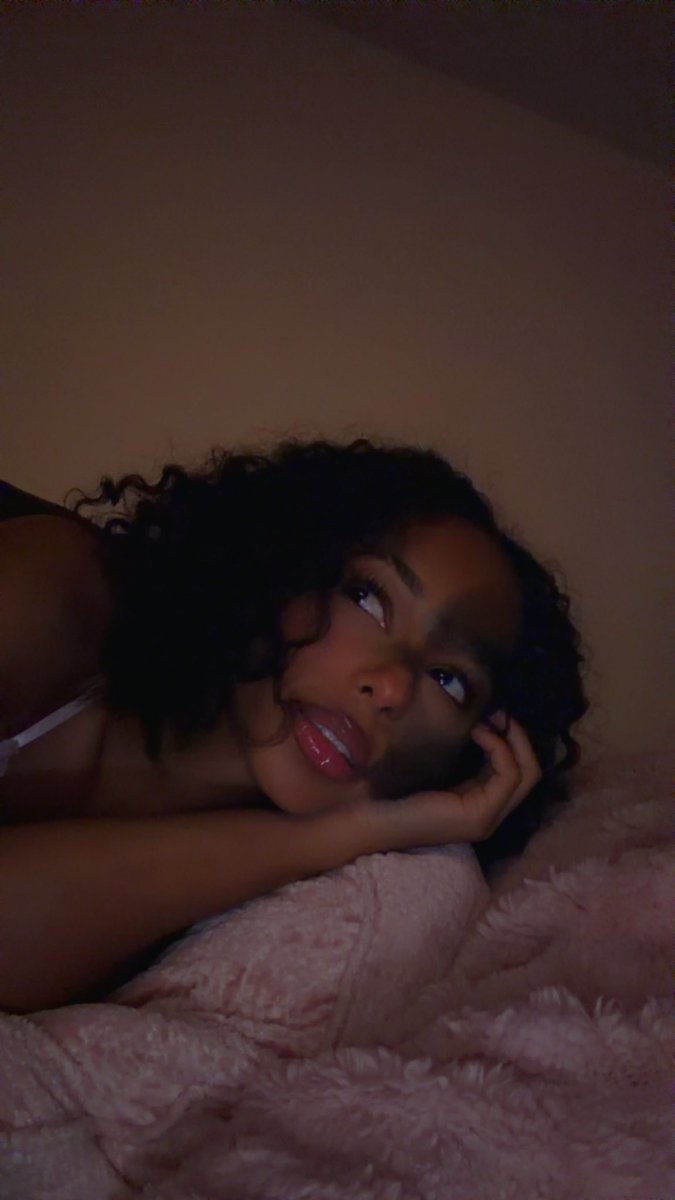 gorgeoussoneee's tweet photo. lover girl. 💕🫶🏽 https://t.co/LTM1JvLLwX