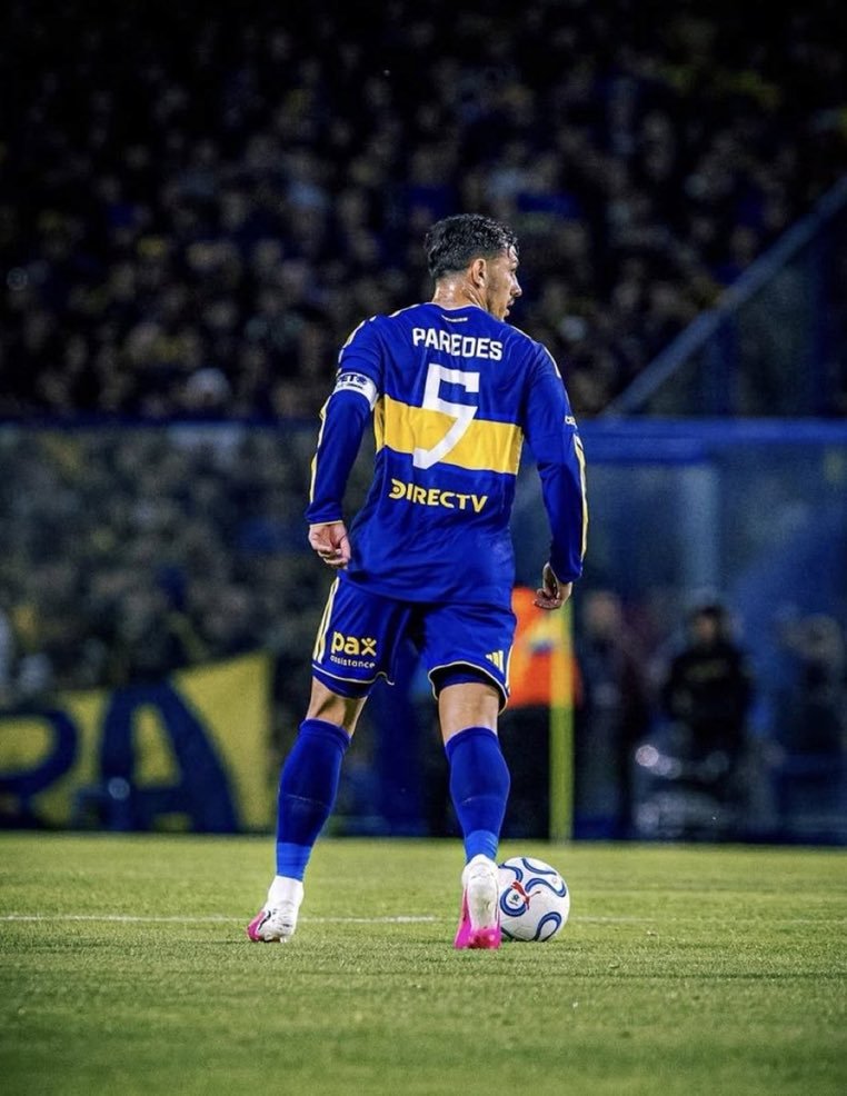 Lim11Araujo's tweet photo. 🚨 DUELO DE TITÃS. 🚨
@VascodaGama x @BocaJrsOficial
Esse confronto promete!!
#VascodaGama #BocaJrsOficial #COMENBOL https://t.co/yTTsbS4CNp