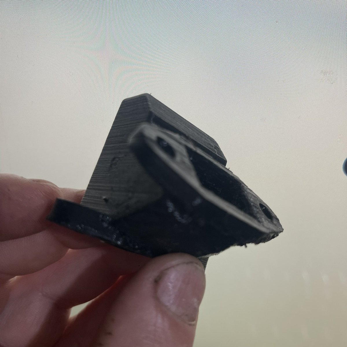 FixTechStuff1's tweet photo. Here’s the latest iteration in .2mm layers with a 1mm nozzle.

The previous ugly one was .5 x 1mm, awful but quick for prototyping 24 minutes vs 1 hour 36 minutes for the .2mm version. https://t.co/FUIedY7D9a