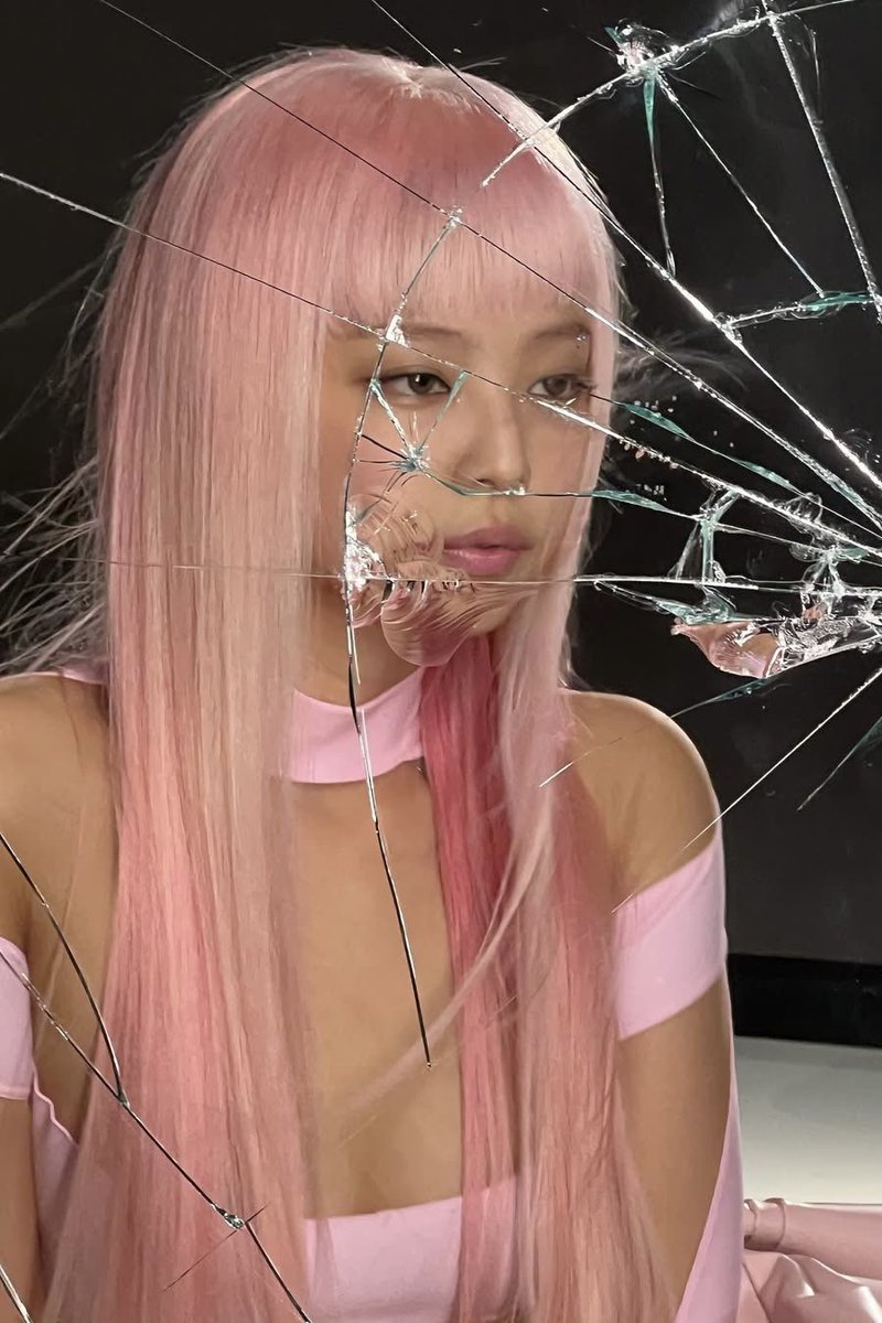 jenniepics's tweet photo. https://t.co/WDIqAsmKZ1
