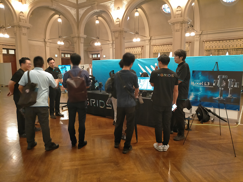kobeseiko's tweet photo. KSI EXPO 2026開催中です！
LixelL3実機展示中！！
 入場無料・入退場自由です。
本日16日(水)17時まで、お気軽にご来場ください。  
会場：大阪市中央公会堂（国指定重要文化財）
 
https://t.co/bDu4IfYaJO 

#XGRIDS #LixelL3　#3DGS　#測量機器　#ソフトウェア　#点群 https://t.co/ZwbzObMXcm