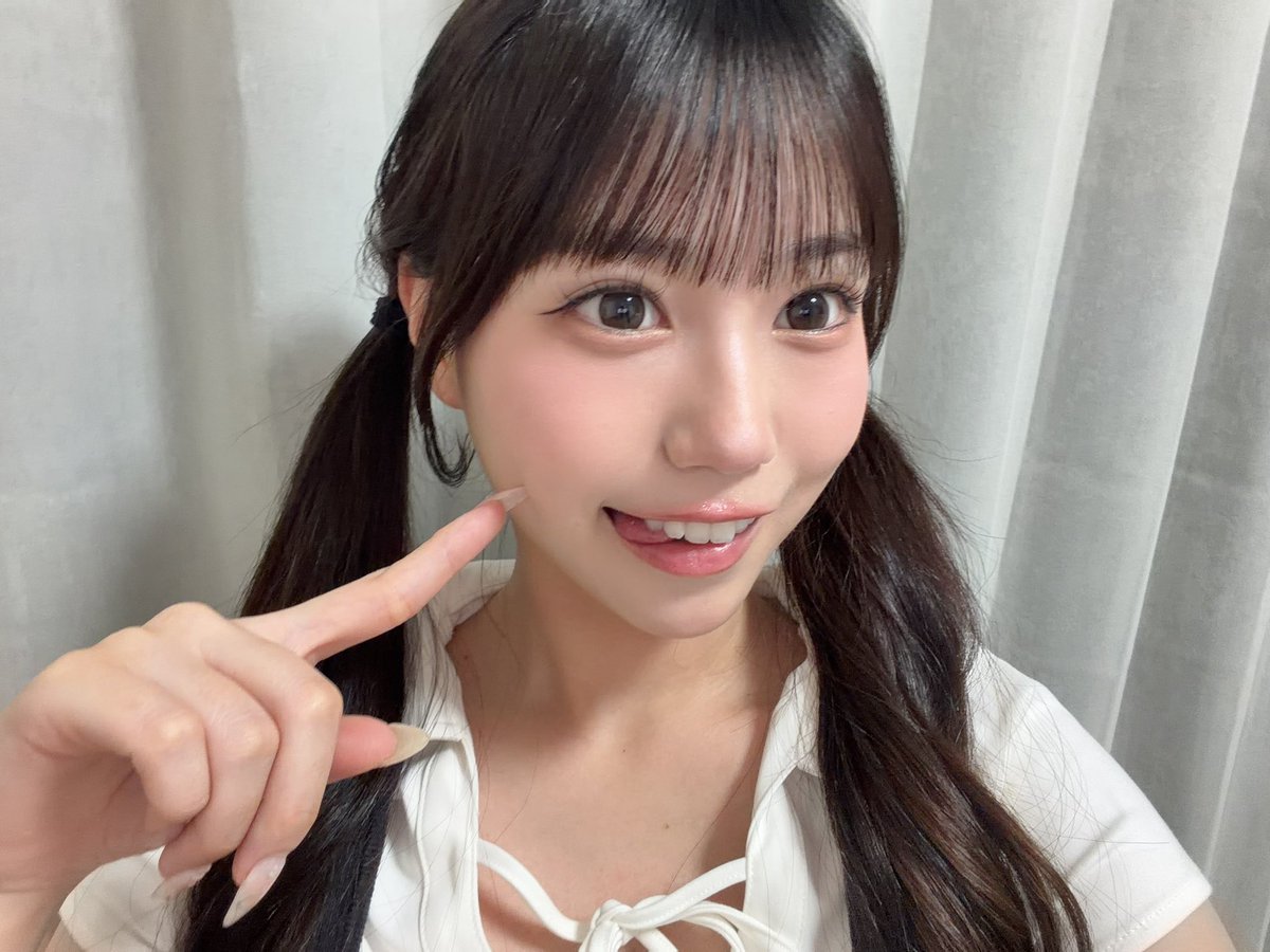 I24_yuyu's tweet photo. やっほー˙˘˙)/

今日は朝イチでボイトレしてきたよ🎙🎶
歌うこと大好きだし、学べることしかないからボイトレだーーーーいすきっ！！❤️
ゆゆの歌声成長楽しみにしててねっ🫶🏼

#Märmi #メルミ #アイドル @marmi_seju https://t.co/LFq4E0sKdL