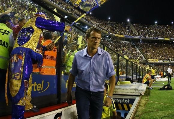 _sanntivera's tweet photo. ULTIMA HORA ‼️⚠️⚠️
SE CONFIRMA QUE EL VASCO ESTA CLASIFICADO A LA FINAL DE LA COPA SUDAMERICANA 2027

La unica incognita es saber si pasa el Vasco da gama o el Vasco Arruabarrena https://t.co/ESjNBWi2rp