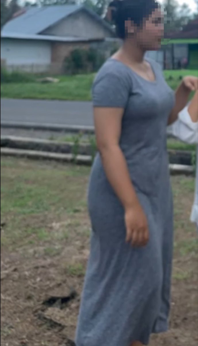 nmjssky's tweet photo. JOINNN THE CLUBB GURLL! 🫰🏻

from 87kg to 60kg
baju yg sama tpi badan yg berbeda, ready to meet bangtan 😝 https://t.co/xs7eY2VivM