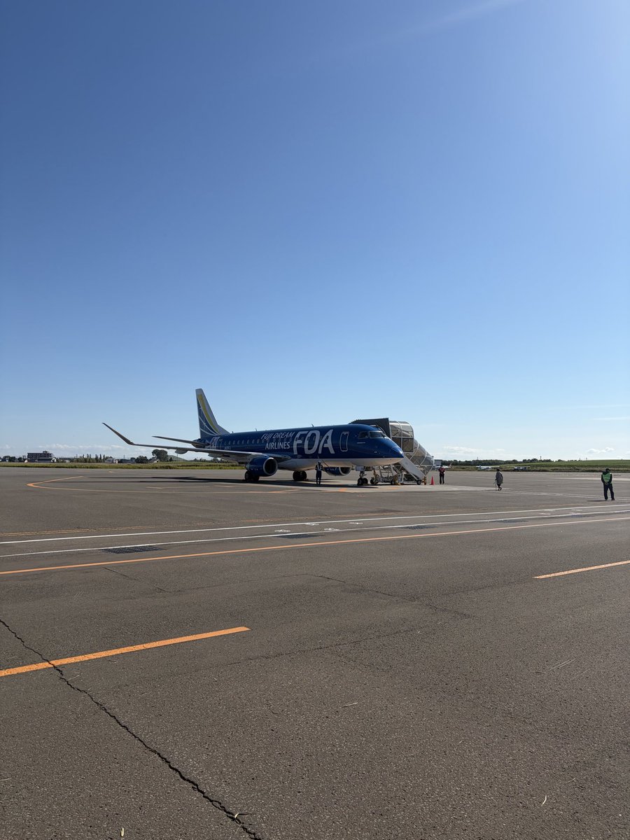 kingslayer2351's tweet photo. この機体の色は初めて乗る https://t.co/39AdaDXA2j