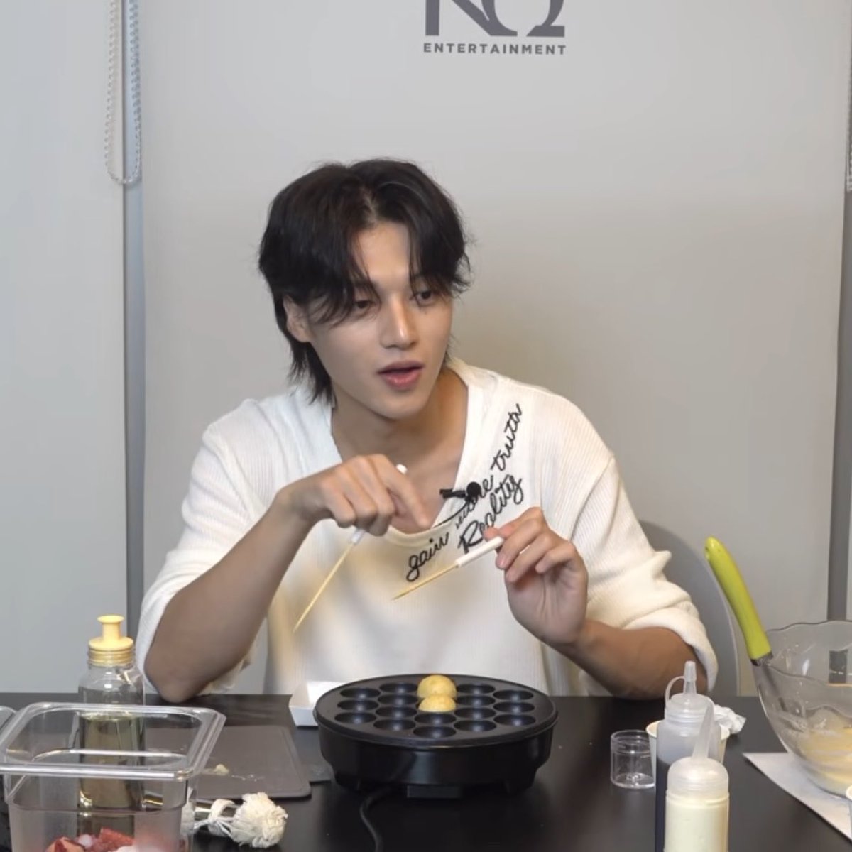 melodicwoo's tweet photo. missing him so bad can he please go live again soon ❤️‍🩹 https://t.co/0lYnD1qzoU