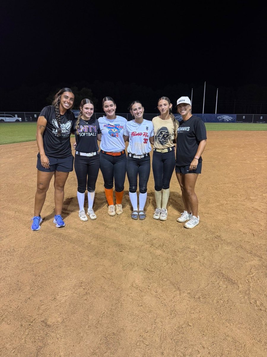 kenzilibrandi3's tweet photo. Thank you @JustusPerry18 and Coach Mack for coming out. 2 great workouts this week with you. Great Reps! Ready for the season to begin. Thank you @donuttt2 for these amazing opportunities 🥎 https://t.co/WS8MMcrHJX
