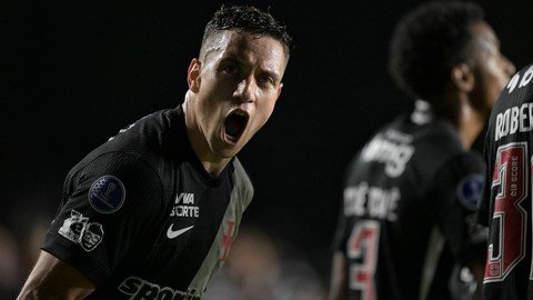 FutGooll's tweet photo. Copa Sulamericana 
Vasco 2 ❌ 0 Santa Fé(COL) 
⚽ 1X0 - Bruno Duarte 
⚽ 2X0 -  David

O Vasco está na semifinal da Sulamericana. Venceu o Santa Fe, em São Januário, e volta a estar entre os quatro melhores de uma competição continental depois de 15 anos. #Sul-Americana https://t.co/agRwRbuKbU
