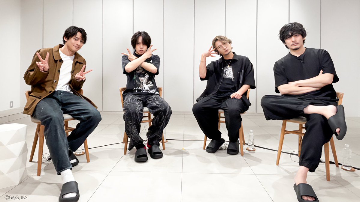 jujutsu_stage's tweet photo. ＼ いよいよ本日、Youtube公開！ ／

舞台「呪術廻戦」-懐玉・玉折-
期間限定無料配信決定！

2026/9/18（金）21:00～
Youtubeジャンプチャンネルにてプレミア公開！

📺出演
#佐藤流司 #立花裕大 #久保田悠来 #藤田玲

https://t.co/kDIFEhQTAD

お楽しみに⚡

#じゅじゅステ #じゅじゅステ無料配信 https://t.co/DUd5VaRbDQ