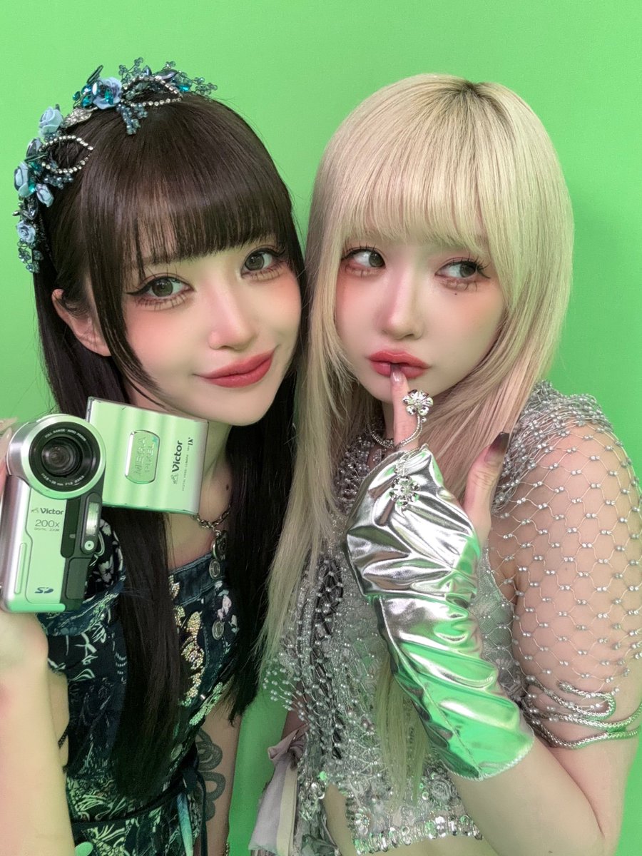 REIRIEofficial's tweet photo. REIRIE-斑 (Official Music Video)
https://t.co/f5kDDLhee4 https://t.co/YX8g6rLdnv