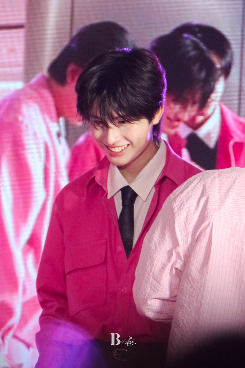 bbabyyboii's tweet photo. น้อง (ก็โอ) K ยิ้มหวานของคุณแม่🥺🩵

—; #AAashirakorn 
#PURIKUxBUS_ShineYourPassion
#PURIKUxBUS https://t.co/4xoPgNaPM2