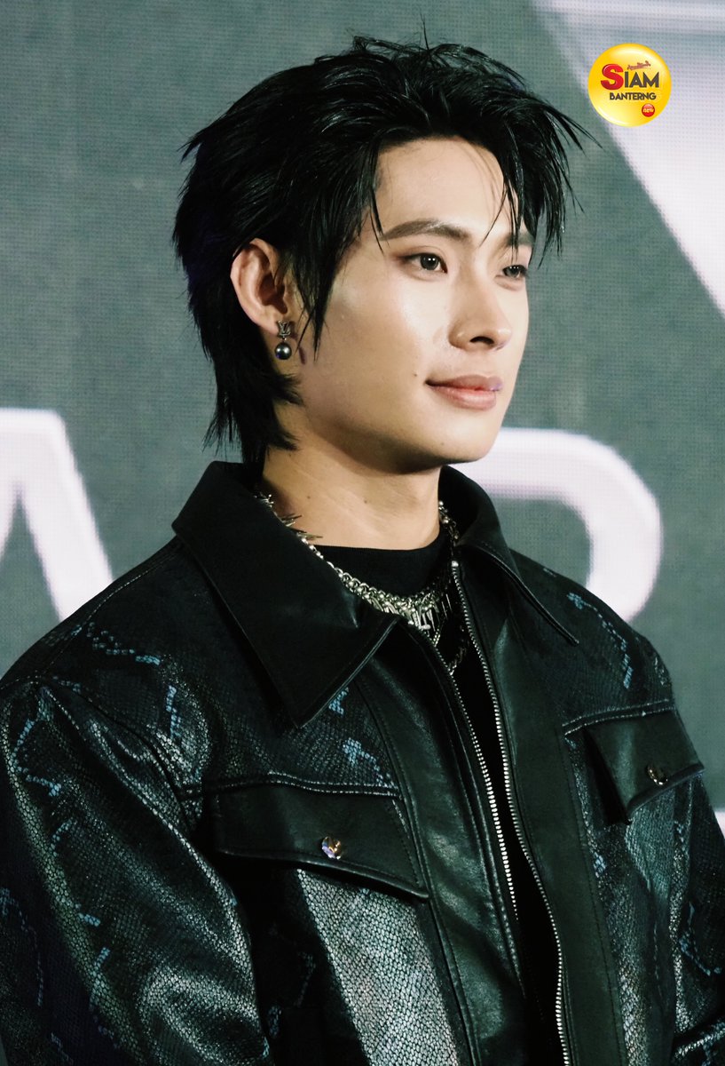 siambanterng1's tweet photo. #DEXXth #ติวเตอร์กรภัทร ในงาน LABX GRAND OPENING DEXX THE XPERIENCE 4TH ANNIVERSARY : THE BILLION MILESTONE

DEXXTH GOES GRAND
#LABXxDEXXGrandOpening
#TUTOR_DEXX #TutorKrp 
#มีXต้องมีDEXX #LABXxDEXX 
#LABXClinic #LABXPresenter https://t.co/icBHJ9p6nX
