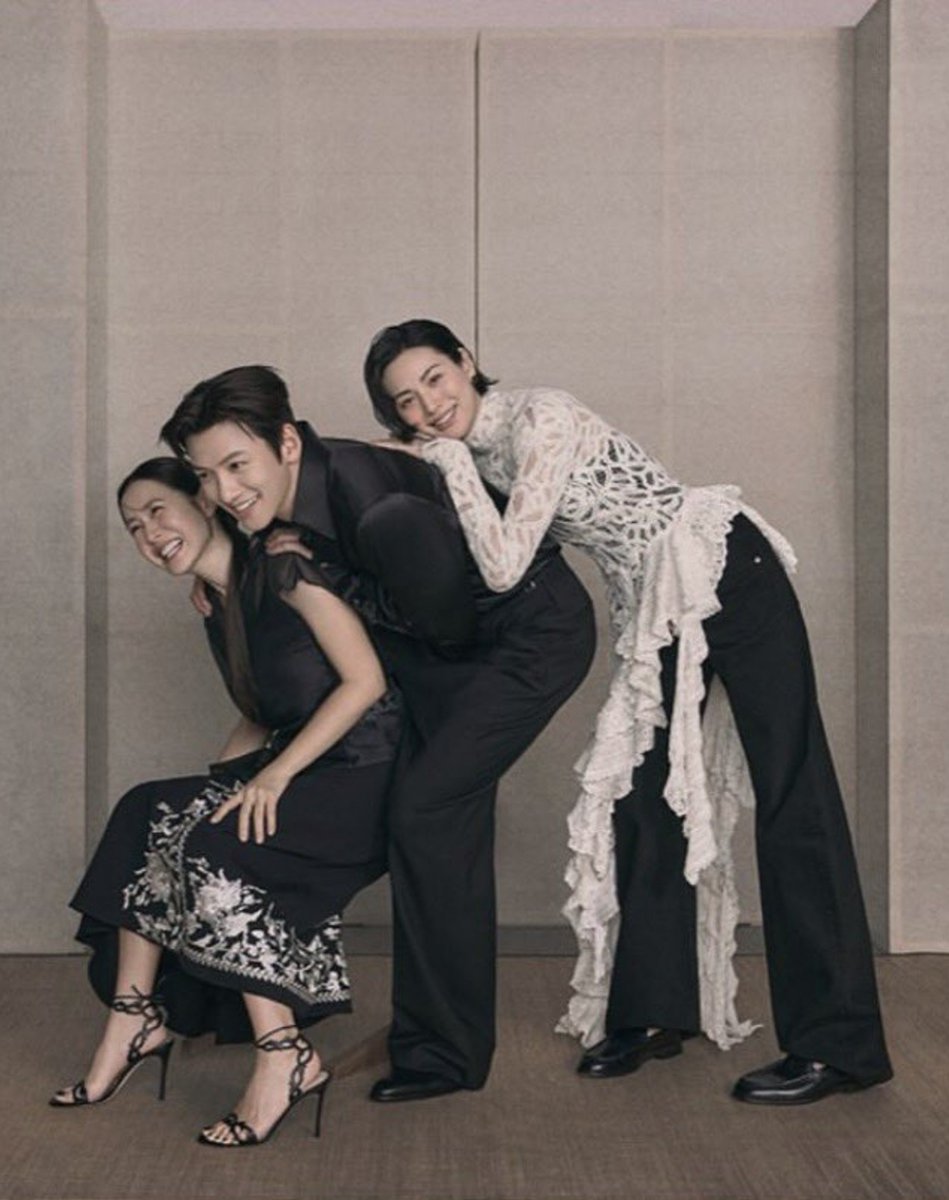 jcw_hyung's tweet photo. JI CHANG WOOK, SON YEJIN &amp; NANA FOR NETFLIX KOREA https://t.co/Skh71PB0UU