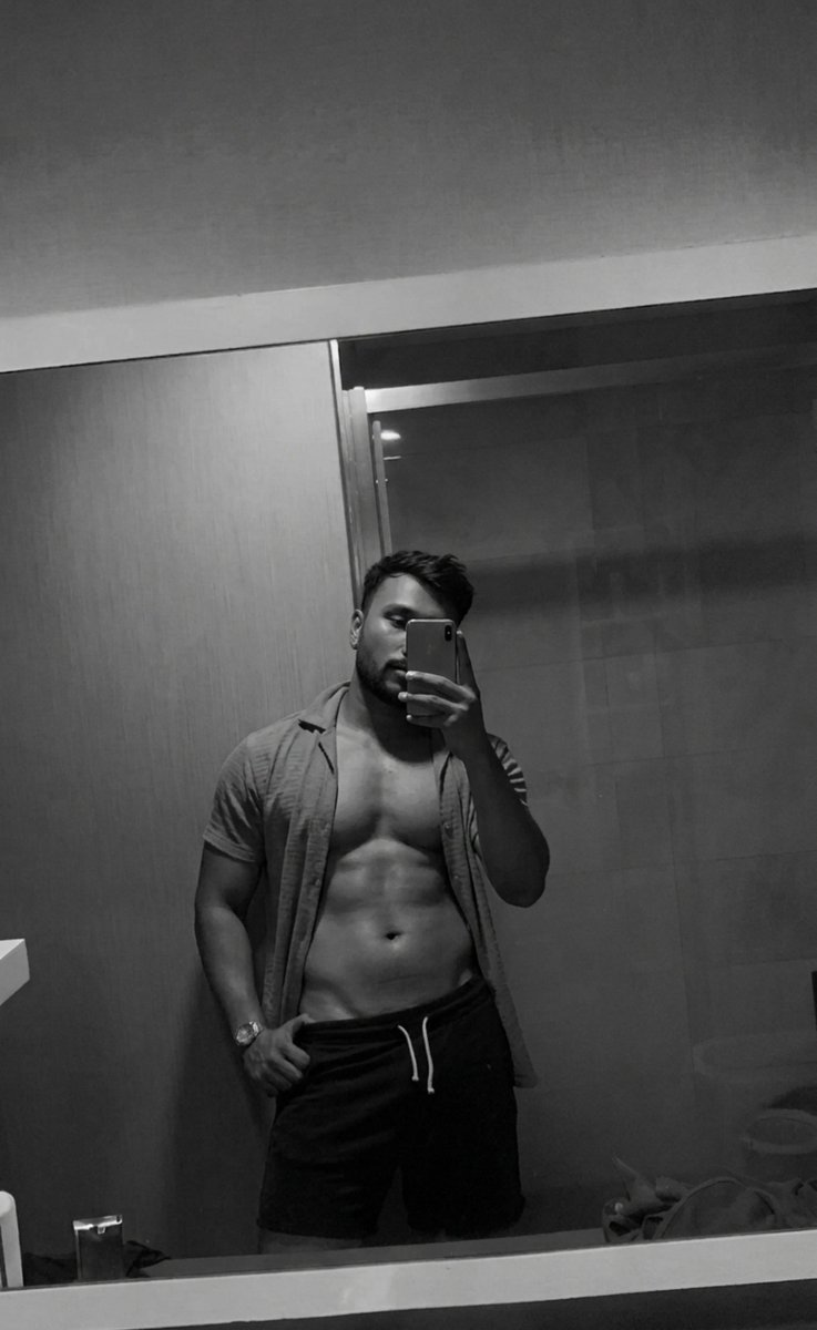 bin_somnath's tweet photo. Warning: Curves ahead.😈
https://t.co/wa11Z5euuZ https://t.co/UODuUEaYgC