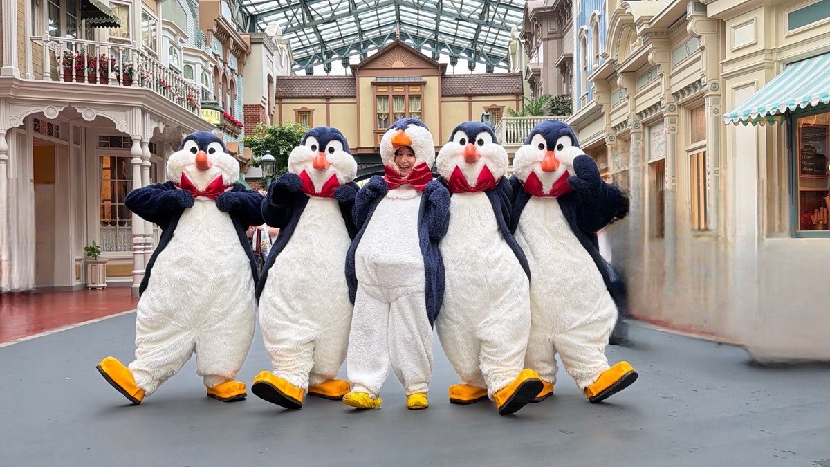 kako_m_key's tweet photo. 【速報】
ついに！！！
4ペンギンに会えました！！🐧🐧🐧🐧

#Dハロ仮装
#Dハロ仮装2026 https://t.co/YJlQEeWaPK