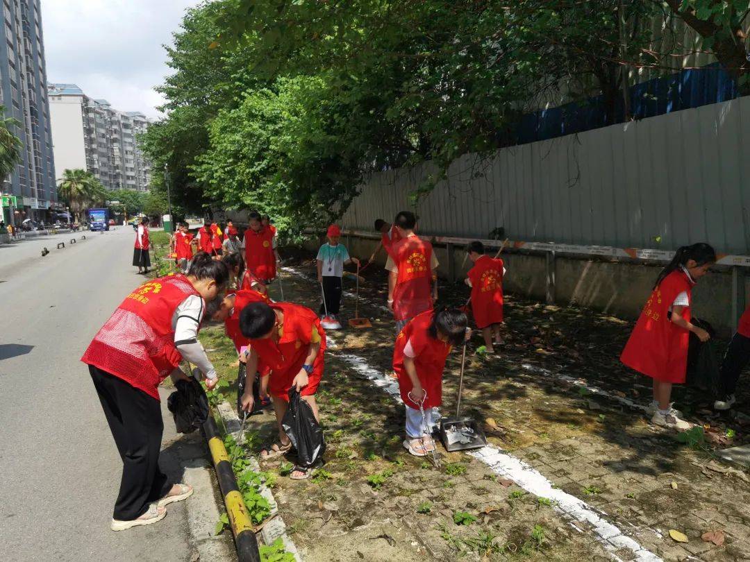 WhitneyR67807's tweet photo. Join our neighborhood cleanup this Sat (9AM-12PM) at Green Park! Gloves u0026 snacks provided. Let’s make our community shine together ， https://t.co/uHcP57kcqg