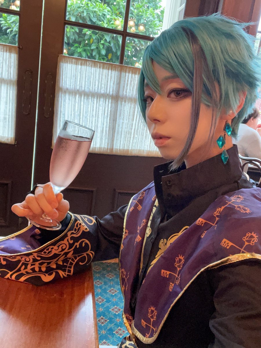 hanaocos's tweet photo. 【速報】ゆずぴ🐬とインパしてイーストサイドで飯ってます！ https://t.co/hP9Rialyqt