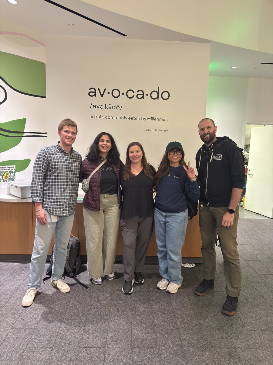 MelGoesTech's tweet photo. good meetup vibes tonight with @MongoDB and @KeycardAI !!! 

s/o Avocados https://t.co/3b0neUfF3U