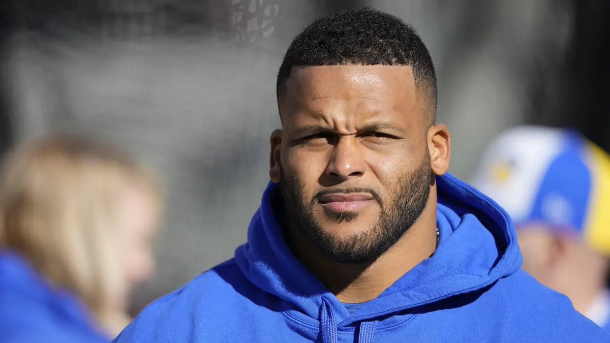 nflrums's tweet photo. 🚨🚨 #Rams Aaron Donald targeting Week 2 for season debut. https://t.co/9EcDPjiN86