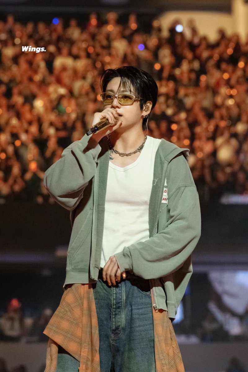 Wingsbeu's tweet photo. 260902 BTS WORLD TOUR 'ARIRANG' in Los Angeles D2

#JUNGKOOK #정국 #JK #グク #전정국 
#BTS #방탄소년단 #ARIRANG
#BTS_WORLDTOUR_ARIRANG 
#BTS_WORLDTOUR_LOSANGELES https://t.co/8ZCXWWkD6o